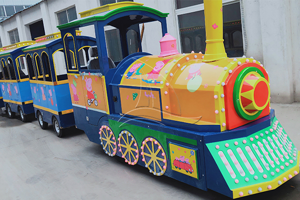 Peppa pig indoor kids train