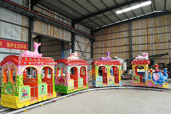 elephant indoor train track trainelephant indoor train track train